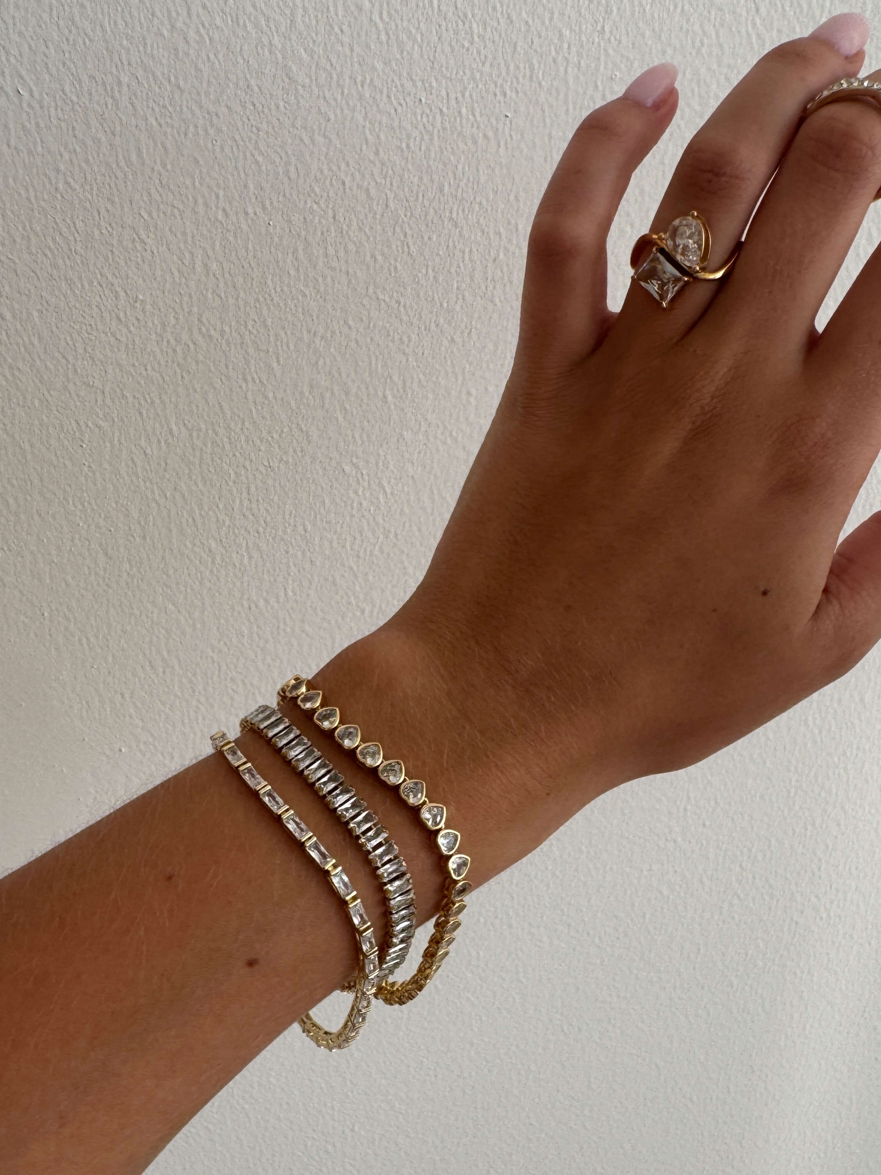 Arabella Heart Tennis Bracelet - ZEYA