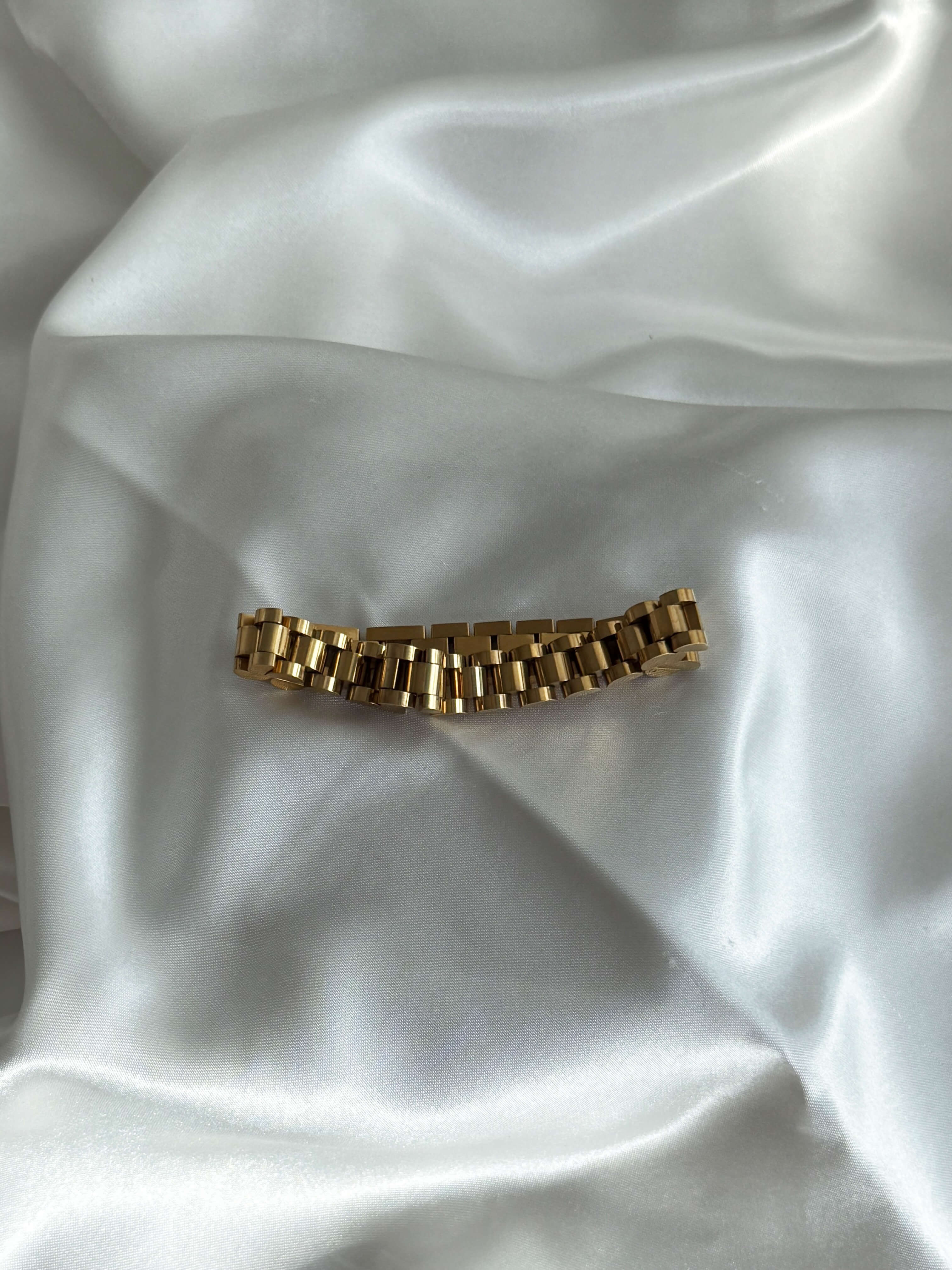 Zoe Link Bracelet - ZEYA