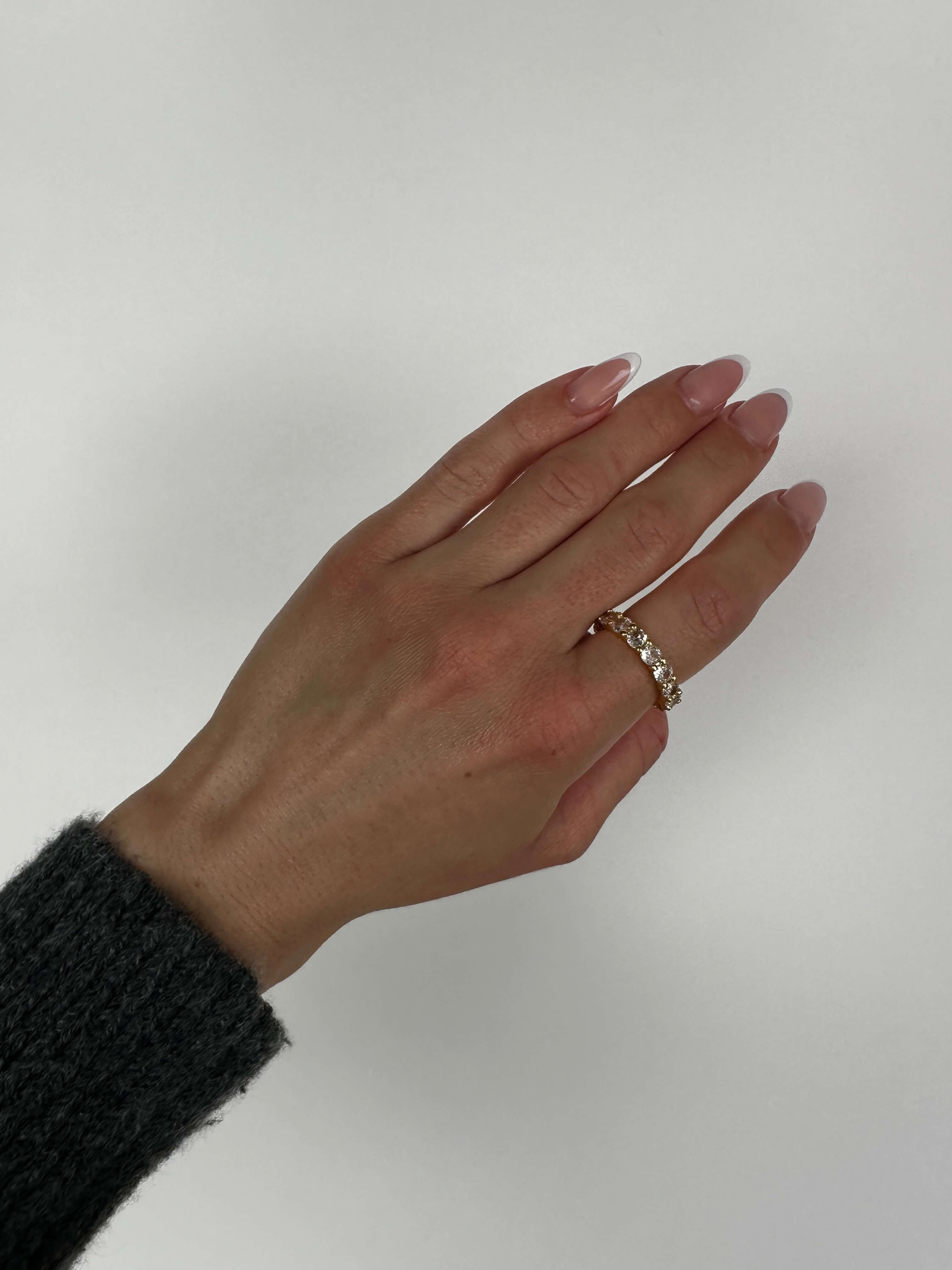 Amia Ring - ZEYA