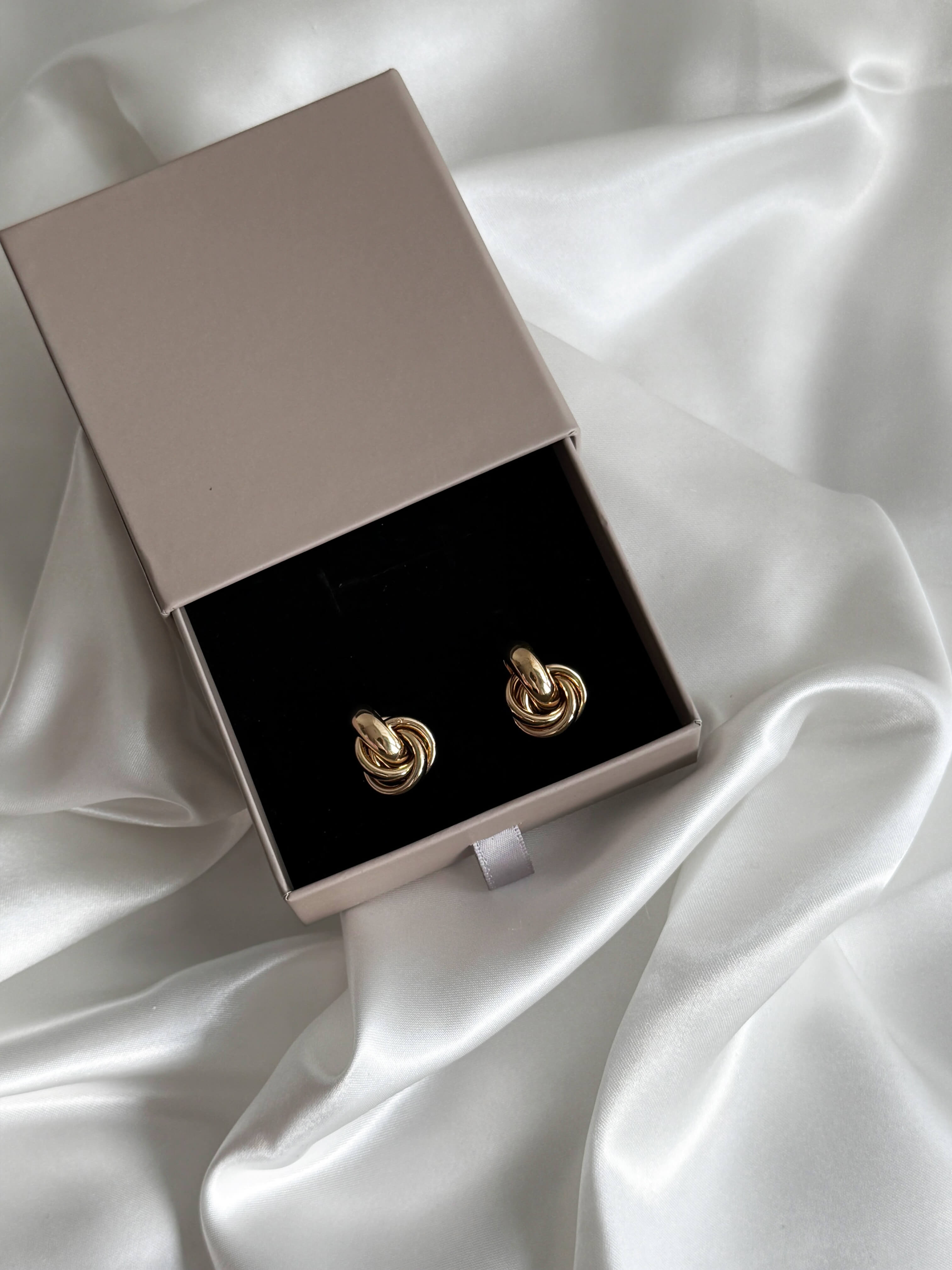 Knot Earrings - ZEYA