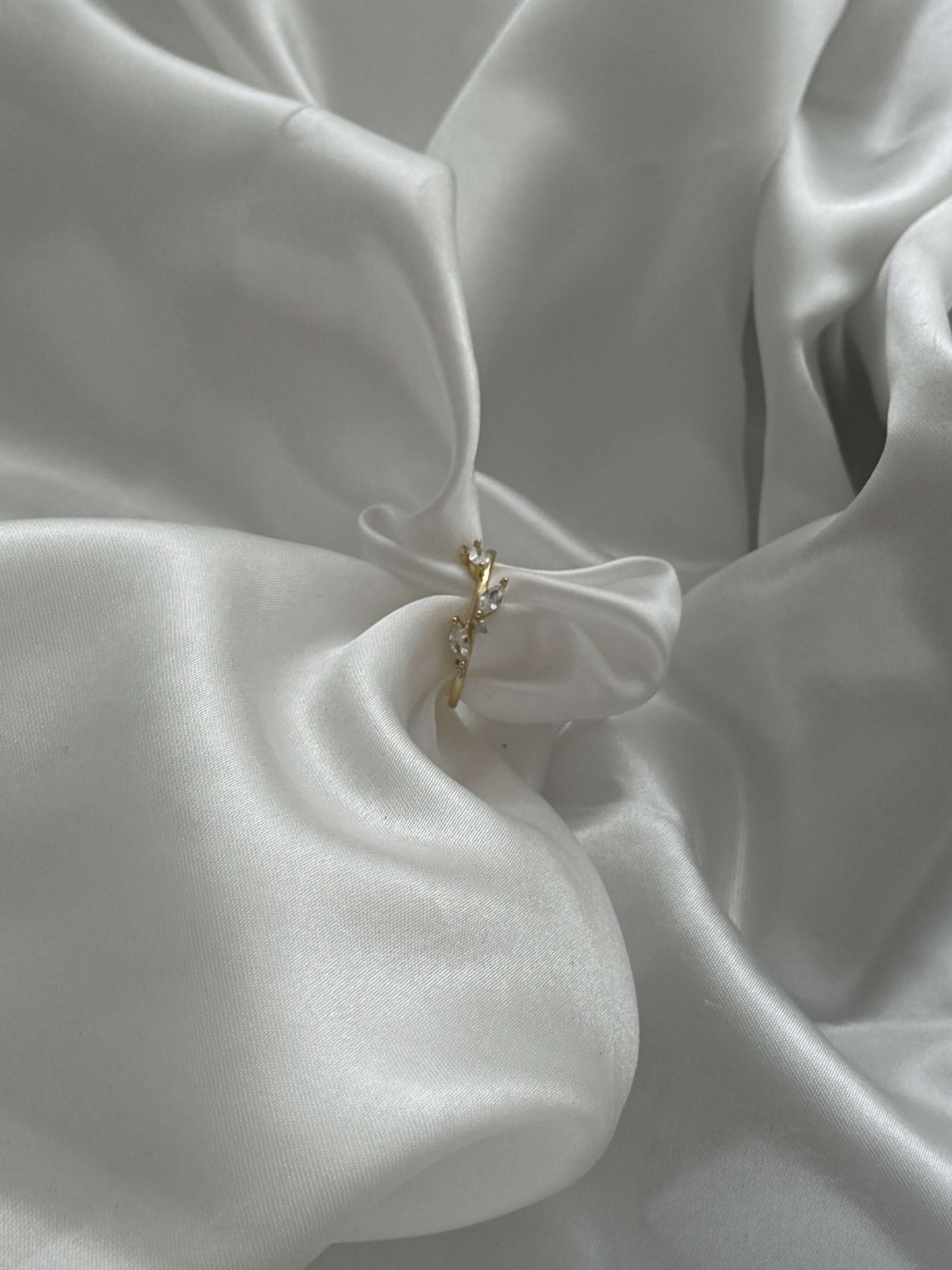 Vanya Ring - ZEYA