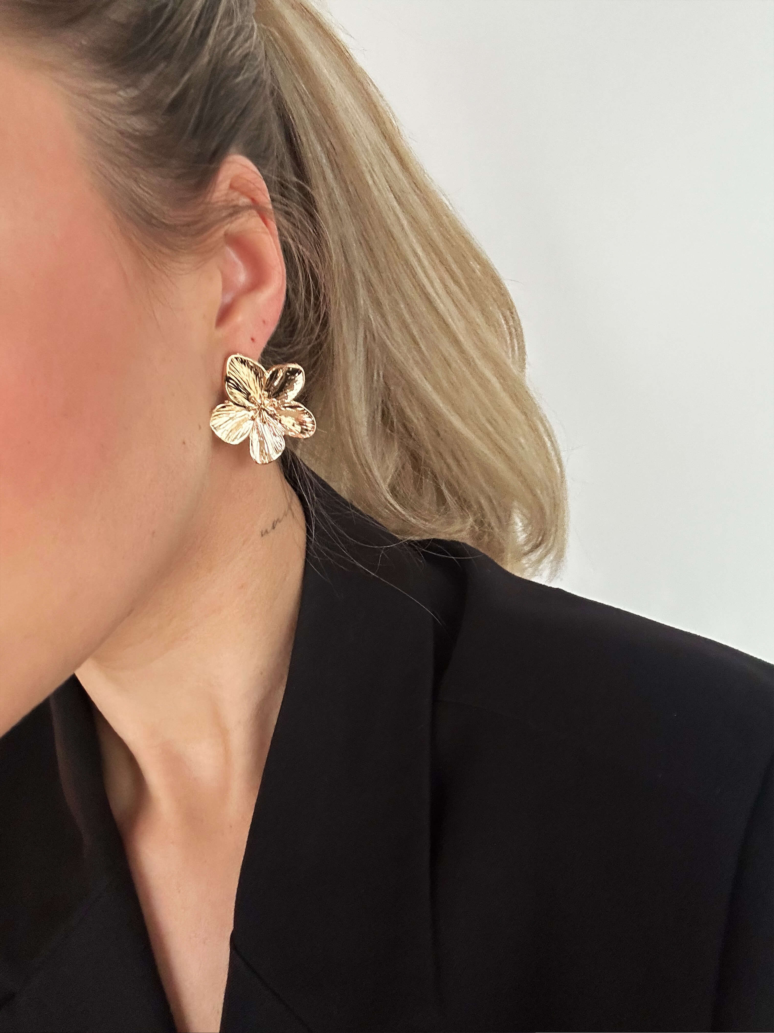 Lea flower Earrings - ZEYA